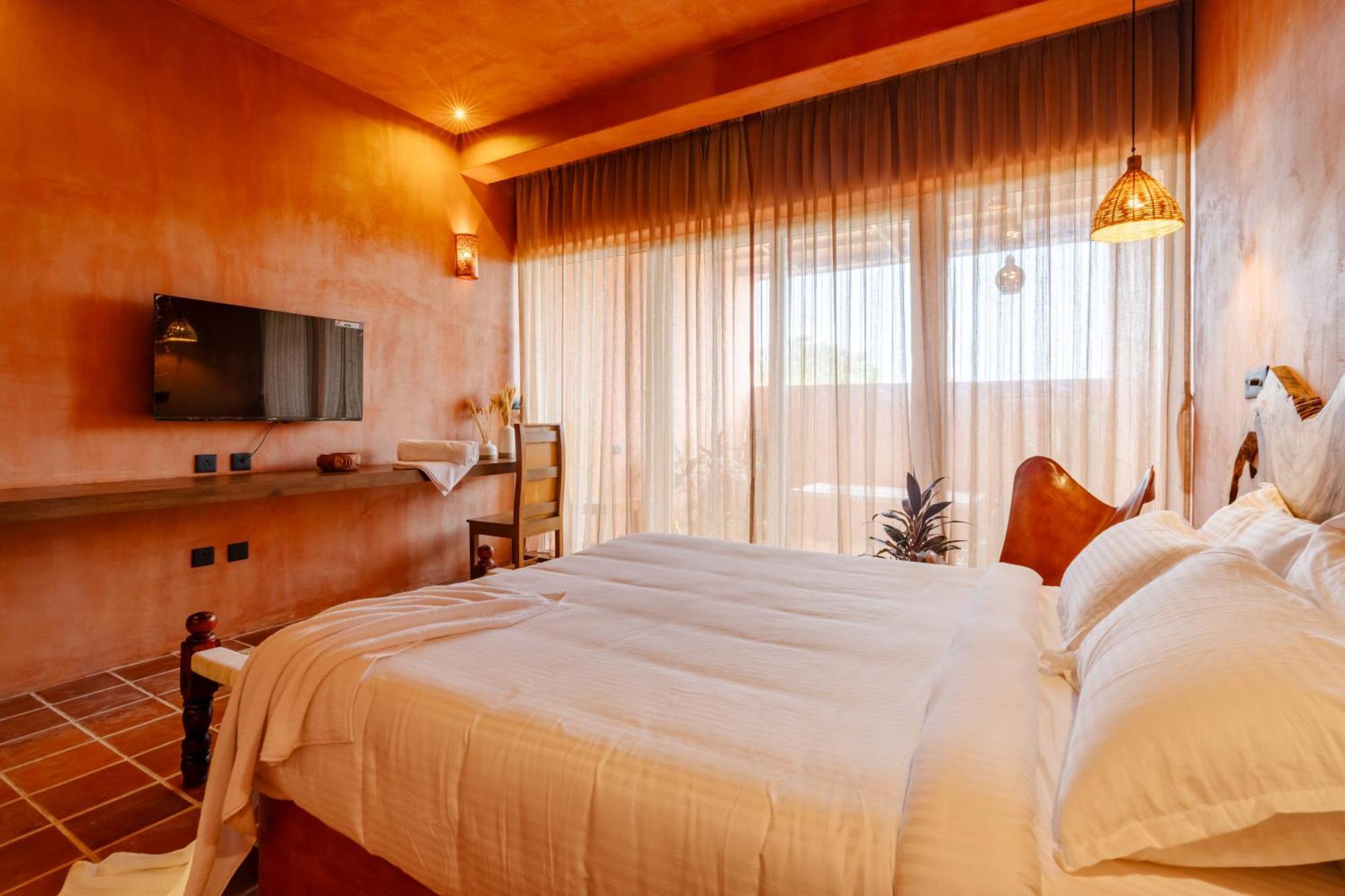Nomads Resort - Destination Stays Pondicherry Exteriör bild